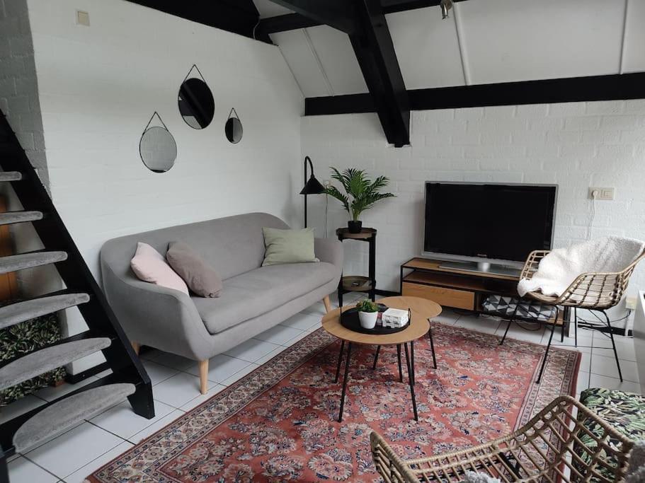 Vrijstaande Recreatiebungalow Met Slaapvide Posterholt Buitenkant foto